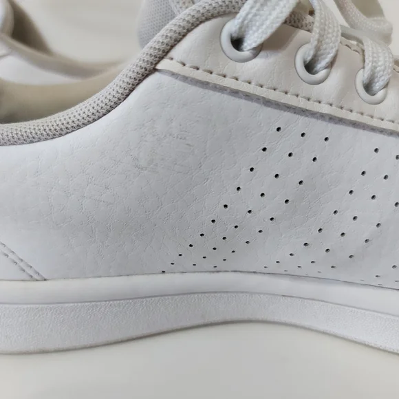 Adidas shoes - Picture 12 of 16